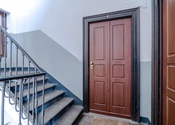 Lägenhet Guesthost - Lovely Flat Near Parco Del Valentino
