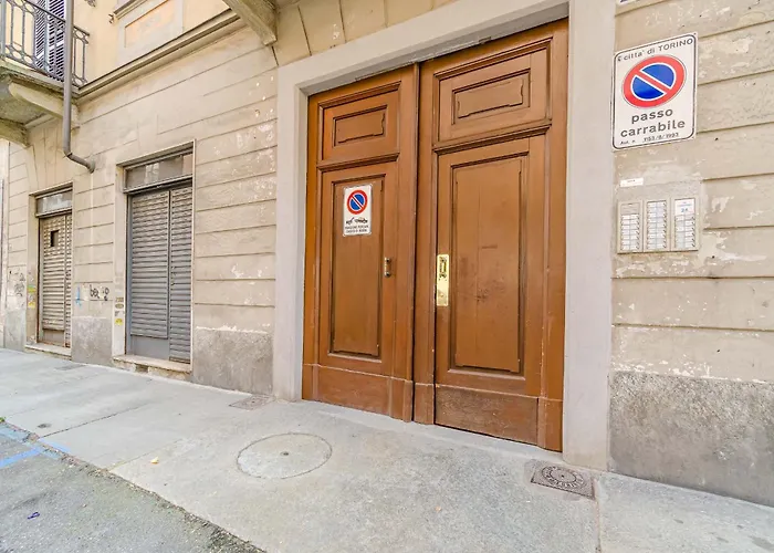 Guesthost - Lovely Flat Near Parco Del Valentino Lägenhet Turin
